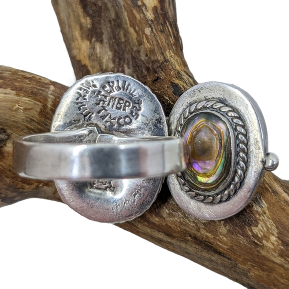 *SOLD* Taxco Abalone 925 Sterling poison ring - Picture 3 of 7
